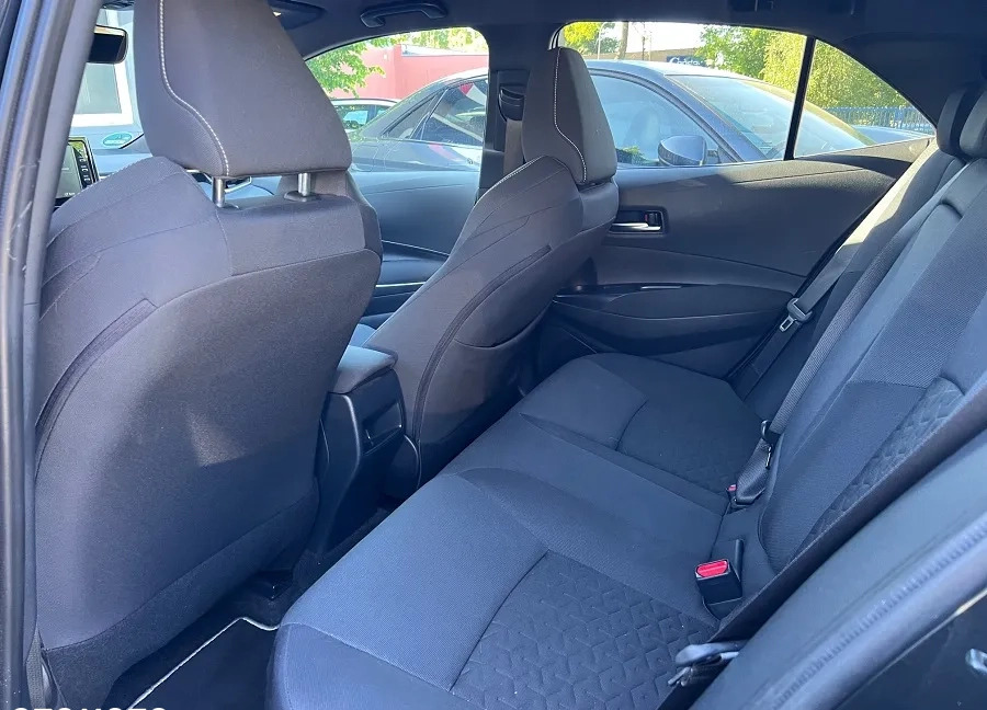 Toyota Corolla cena 87900 przebieg: 63000, rok produkcji 2020 z Góra małe 742